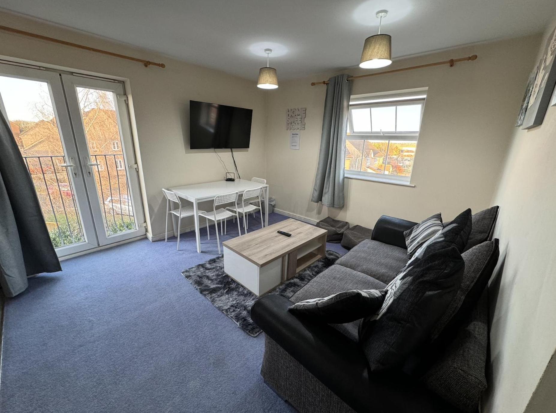 Appartamento Modern Penthouse Wellingborough Esterno foto